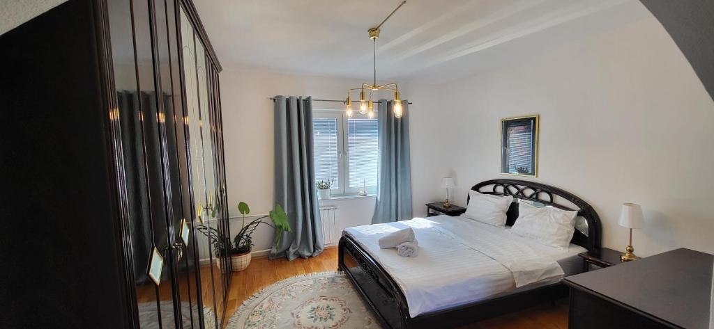 Tuzla Apartment | Mott Residence