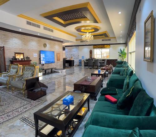 Hatta Villa | Mount Hut