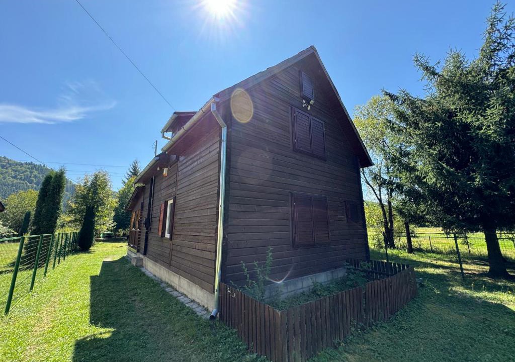 Lunca Bradului House | Mountain Cabin Retreat - Terrace, BBQ, Hot Tub