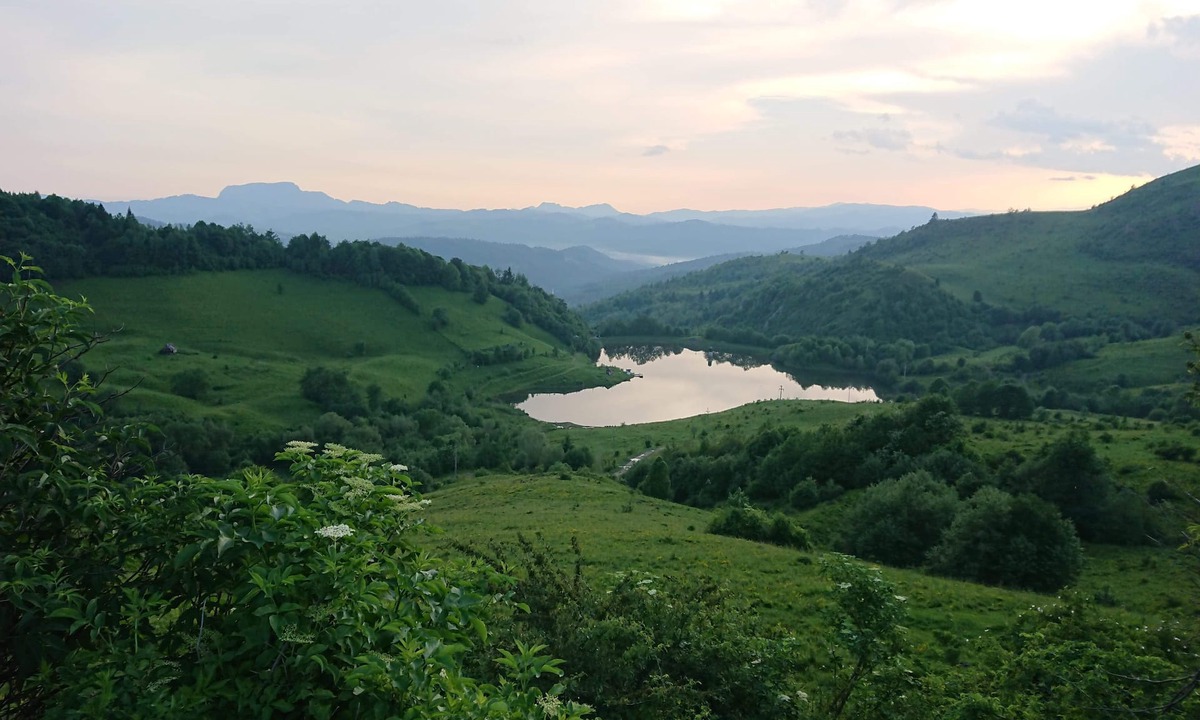 Rosia Montana Bed & Breakfast | Mountain Sanctuary Retreat , Romania