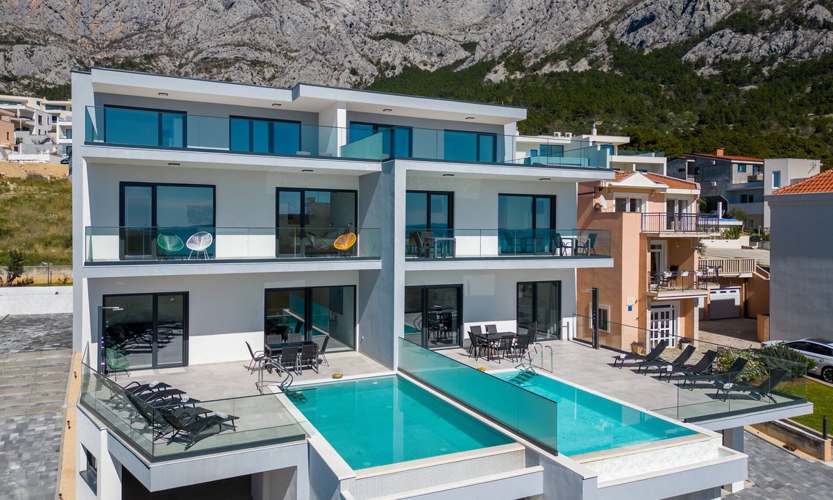 Veliko Brdo Villa | NEU Moderne Luxusvilla ARA in Makarska Mit Pool, Meerblick und Traumterrassen