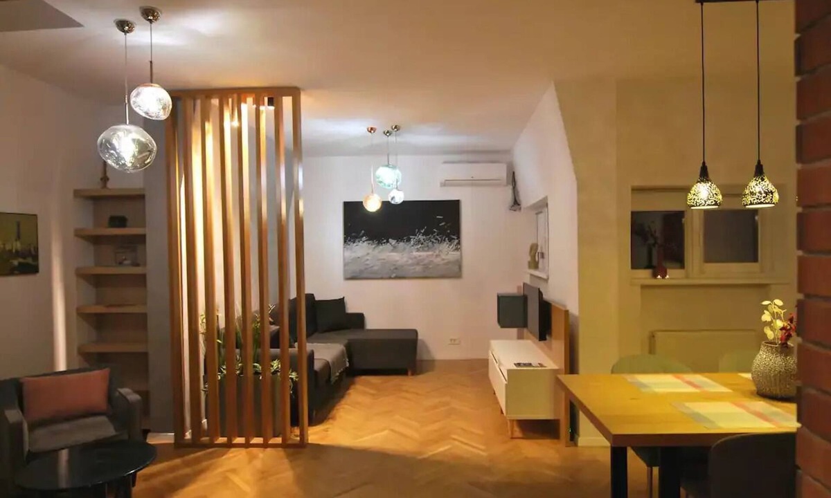 Bucharest City-Centre Apartment | NEW 3 Room Apartment in Berindey Villa, University Square - City Center