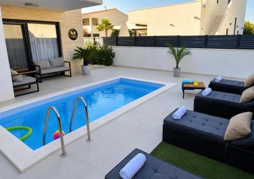 Vir Villa | New - Luxury Villa Angel - private pool