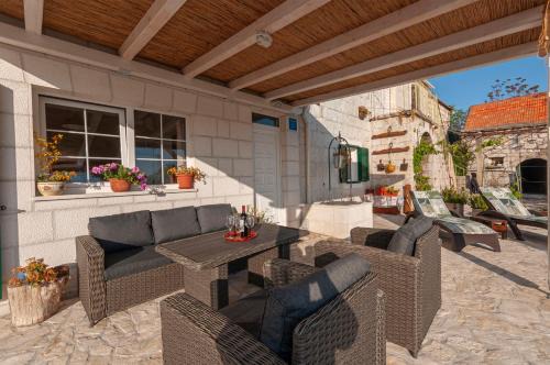 Jesenice Villa | New Villa OLE, stone house, sea view, jacuzzi
