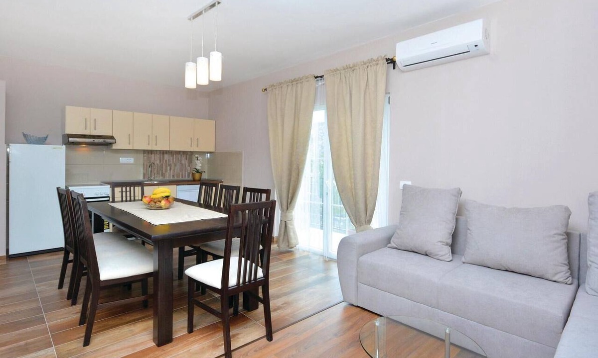 Srinjine Apartment | Nice apartment in Srinjine