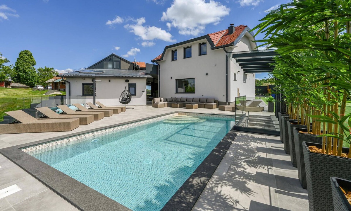 Ludbreg House | Nice home in Vinogradi Ludbreski