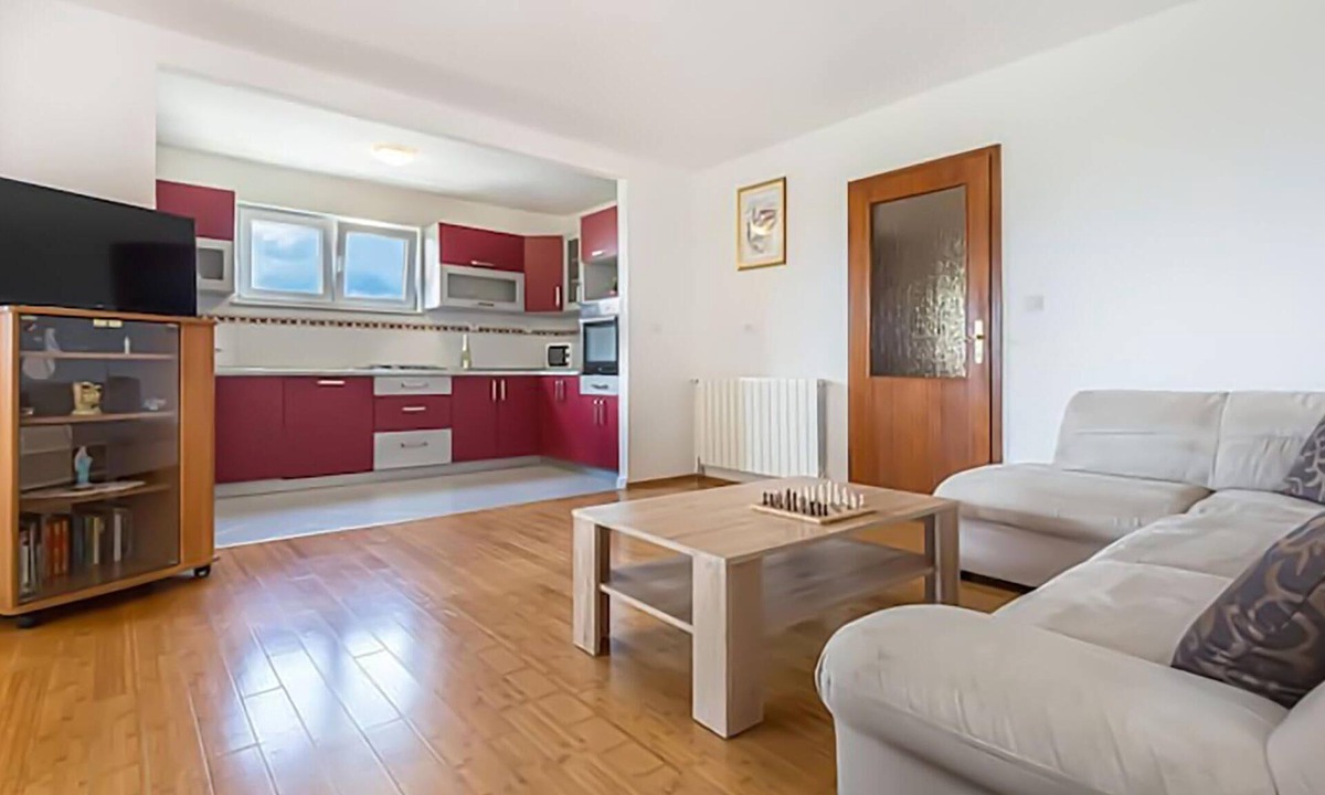 Sestanovac House | Nice home in Sestanovac