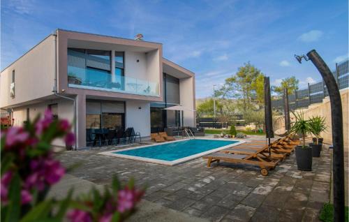 Vrgorac House | Nice Home In Vrgorac