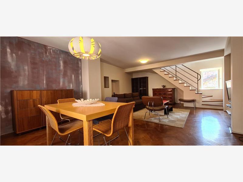 Stari Grad Apartment | Old Town Boutique House