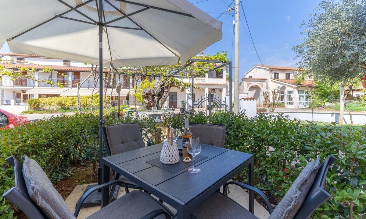 Cervar Apartment | One-Bedrom Apartment Klaudio
