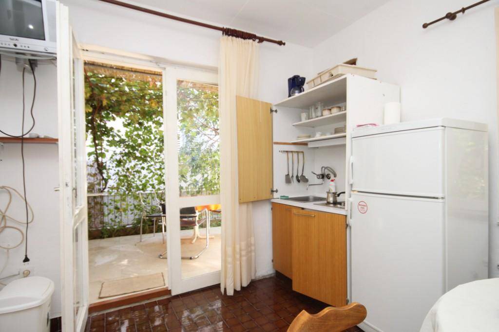 Zaboric Apartment | One bedroom apartment with terrace Žaborić, Šibenik (A-8368-c)