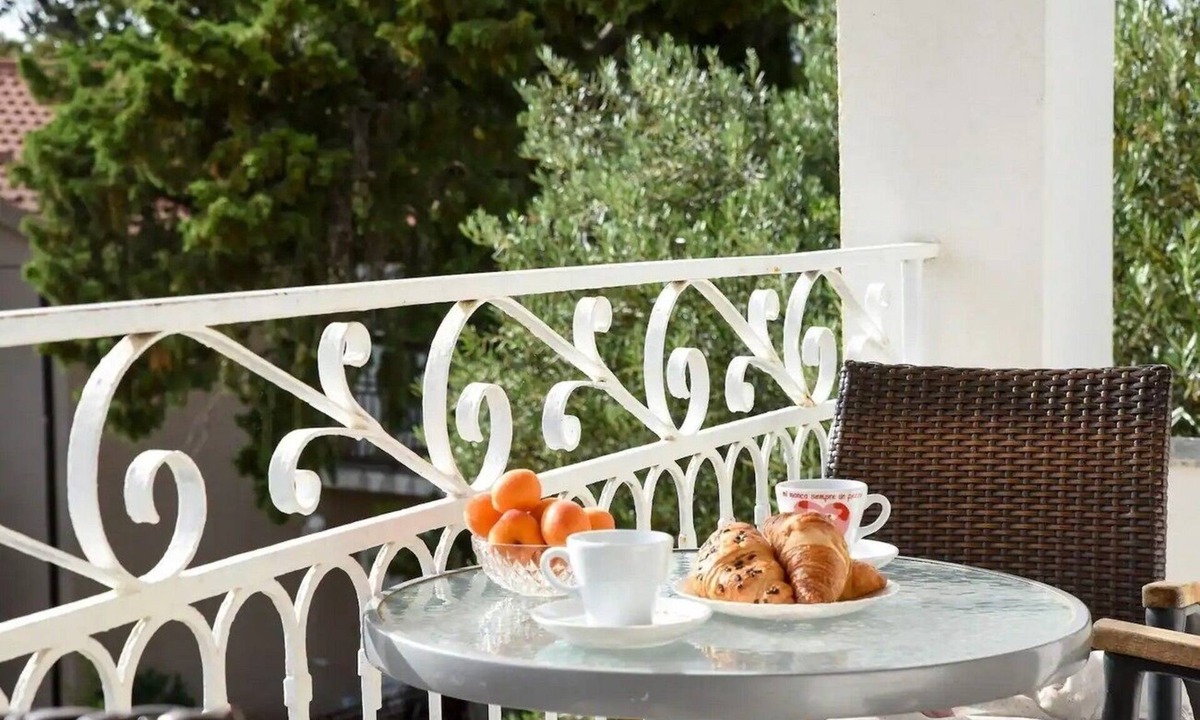 Stari Grad Apartment | One bedroom apartment with balcony and sea view Stari Grad, Hvar (A-22629-c)