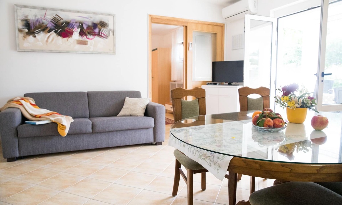 Razanj Apartment | One bedroom apartment near beach Ražanj, Rogoznica (A-7484-c)