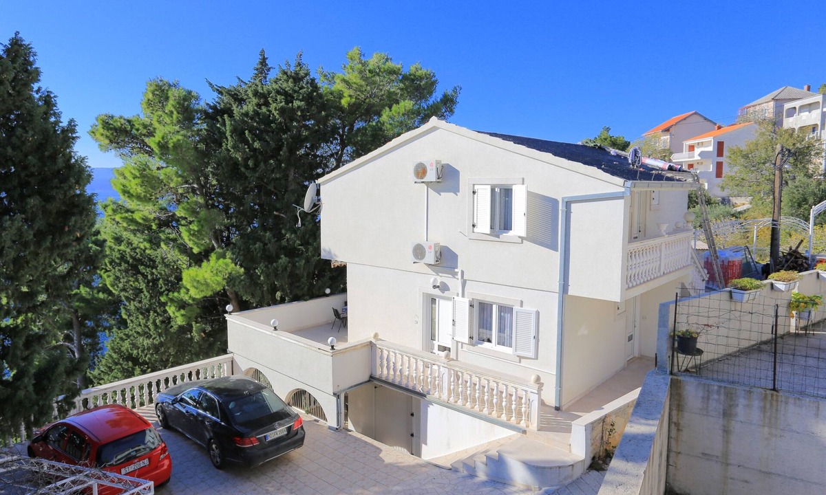 Marusici Apartment | One bedroom apartment with balcony and sea view Marušići, Omiš (A-18497-b)