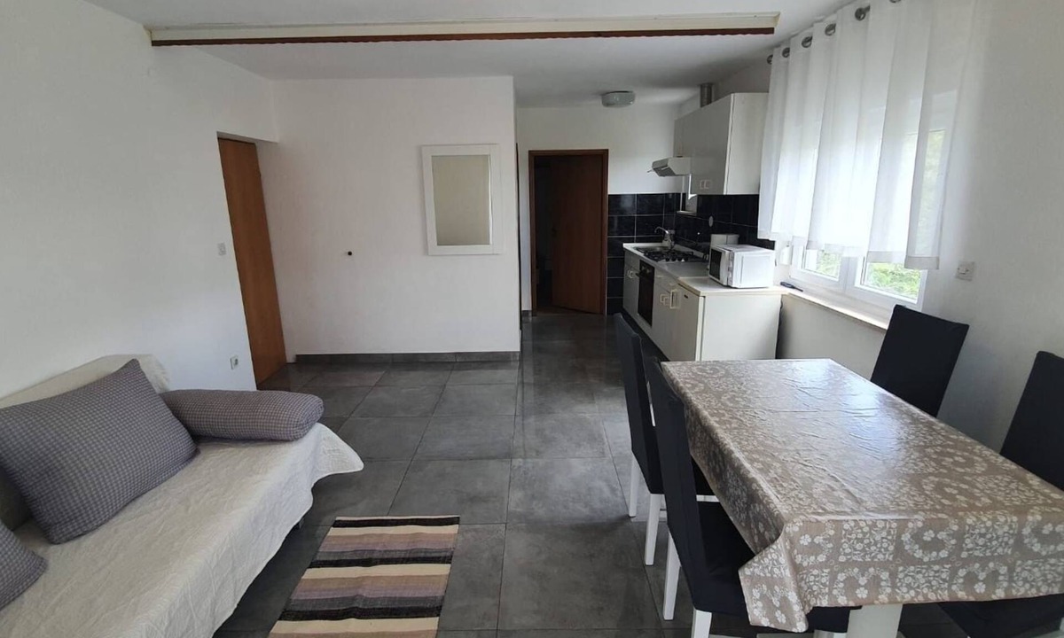 Ljubac Apartment | One bedroom apartment with balcony and sea view Ljubač, Zadar (A-6141-b)