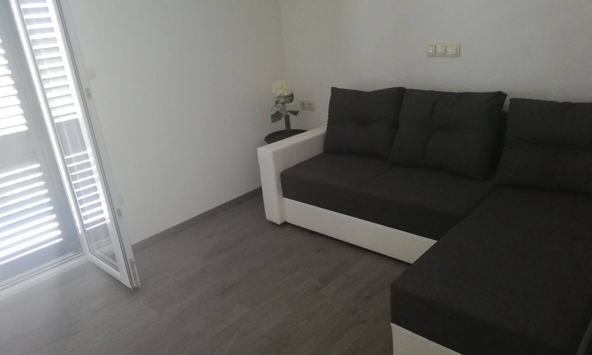 Zavala Apartment | One bedroom apartment with balcony and sea view Zavala, Hvar (A-128-e)