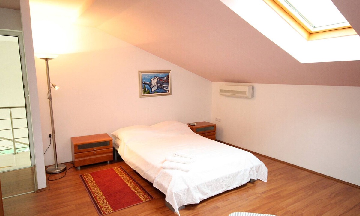 Slano Apartment | One bedroom apartment with balcony Slano, Dubrovnik (A-3183-e)