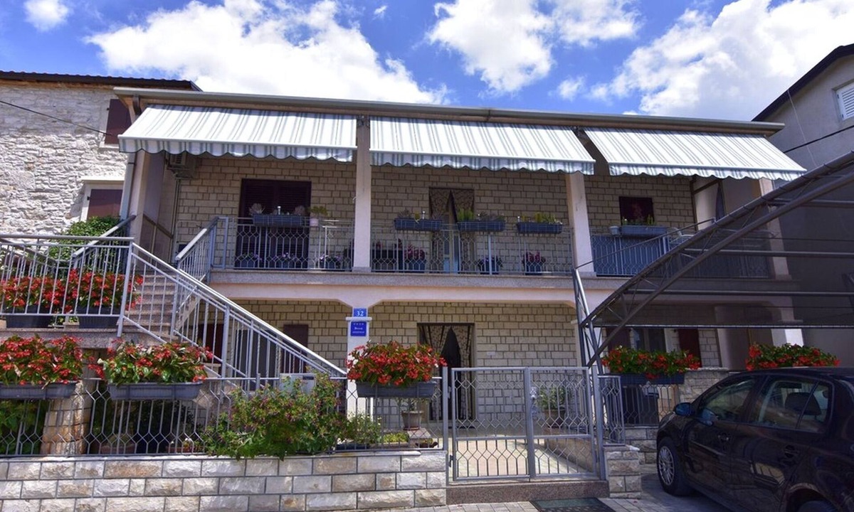 Murine Apartment | One bedroom apartment with terrace Murine (Umag) (A-22510-a)