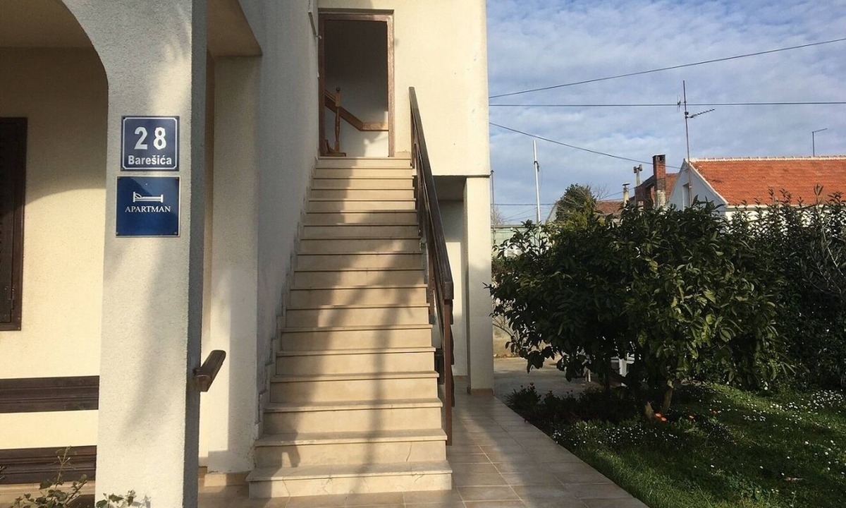 Diklo Apartment | One bedroom apartment with balcony and sea view Zadar - Diklo, Zadar (A-11662-a)