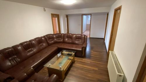 Alipasin Most Hotel | Otoka Hostel