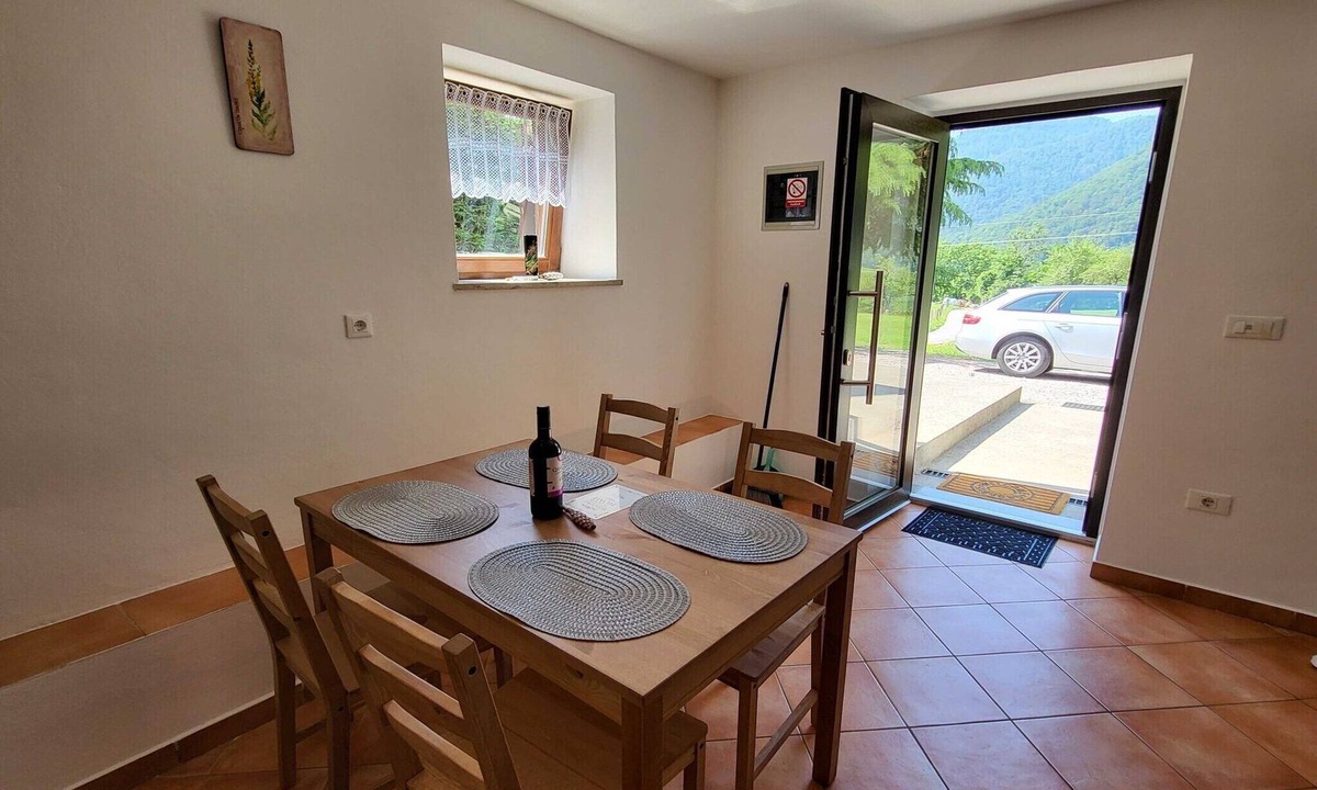 Tolmin House | Peaceful Countryside Holiday Home with Terrace - One Bedroom Holiday Home with Terrace