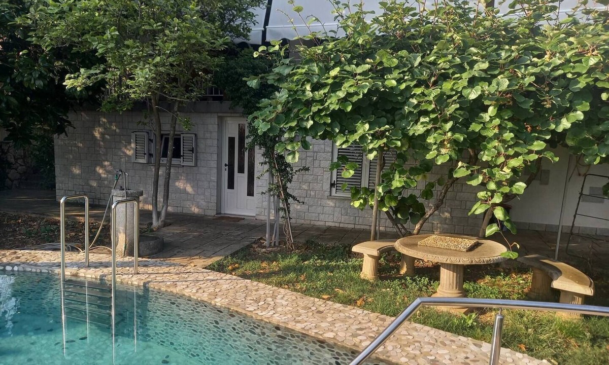 Zurkovo Apartment | Peaceful & quiet seaside retreat - Sunset