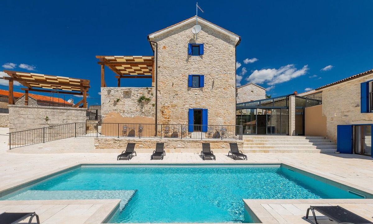 Rezanci House | Pet friendly home in Svetvincenat with sauna