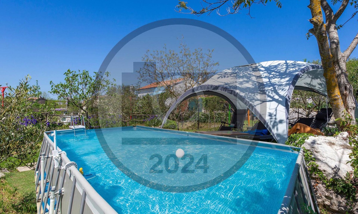 Vinez House | Pet friendly home in Labin with WiFi