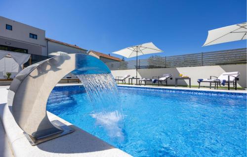 Kamen House | Pet Friendly Home In Split
