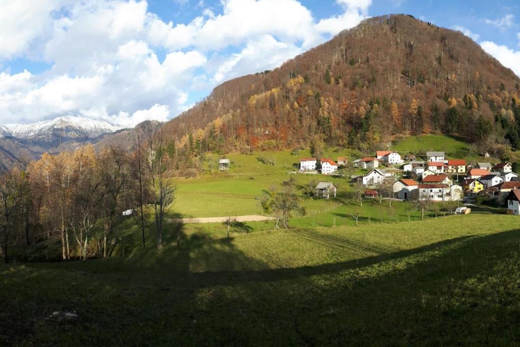 Tolmin Apartment | Počitniška hiša Maria