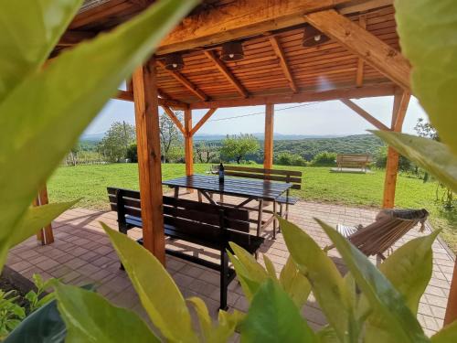Ormoz House | Počitniška hiša Pavlek