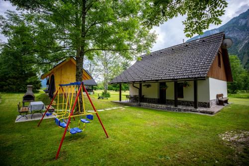 Ukanc House | Počitniška hiša Taler