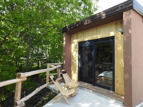 Ajdovscina House | Počitniški hišici - Small holiday houses