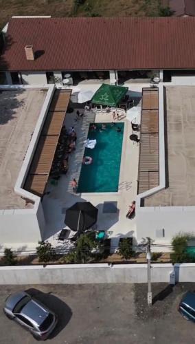 Lumina Villa | Poiana Events - Vilă privată cu piscină aproape de Mamaia și Constanța