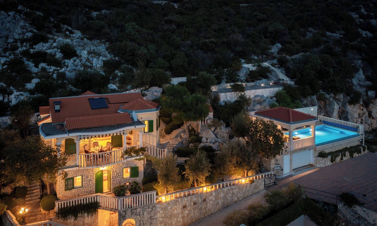 Vinisce Villa | Pool Villa Vese/w Panoramic Sea View, Trogir - Vinišće, Croatia