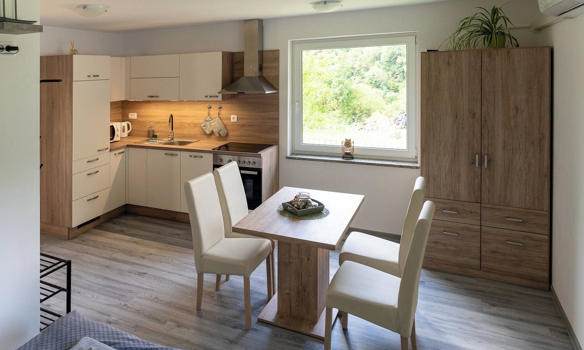 Gorje Apartment | Prečudovit apartma v neposredni bližini Soteske Vintgar in objemu zelenih gozdov