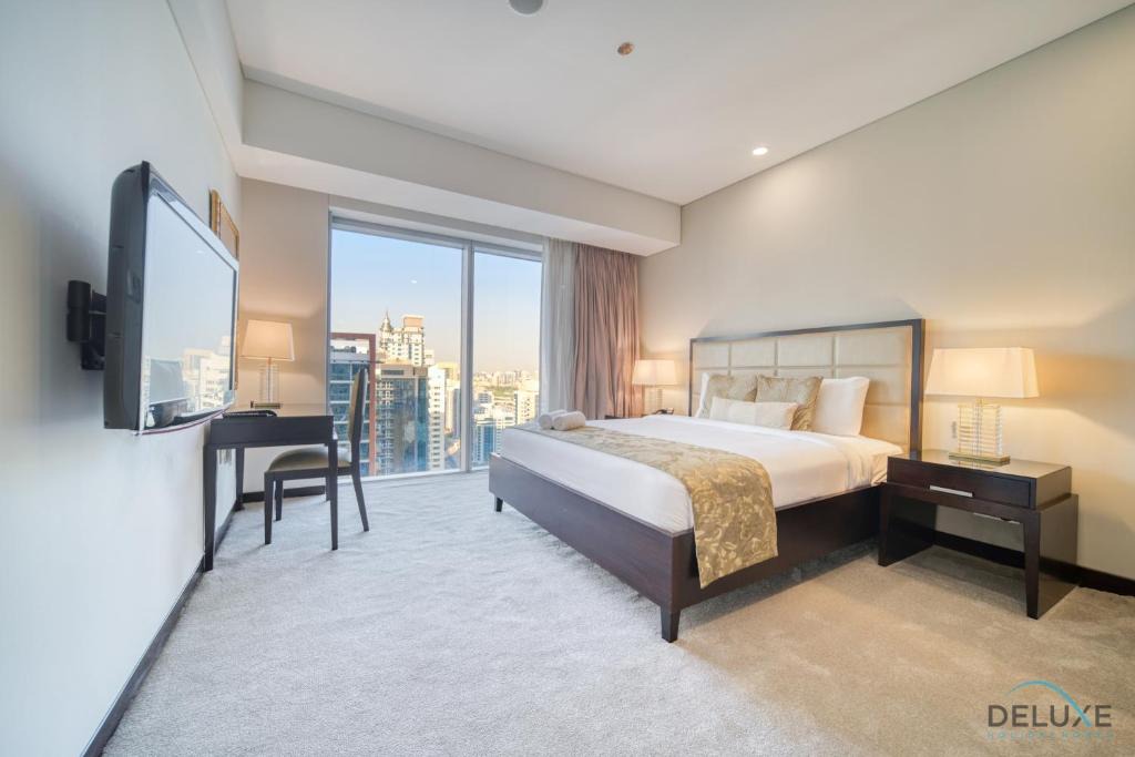 Dubai Marina Apartment | Pristine 1BR in The Address Residences Dubai Marina by Deluxe Holiday Homes