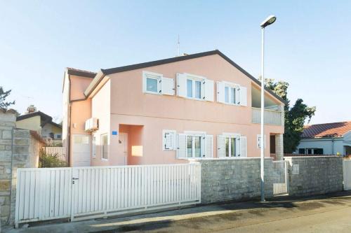 Basanija Apartment | Put Maslina 7
