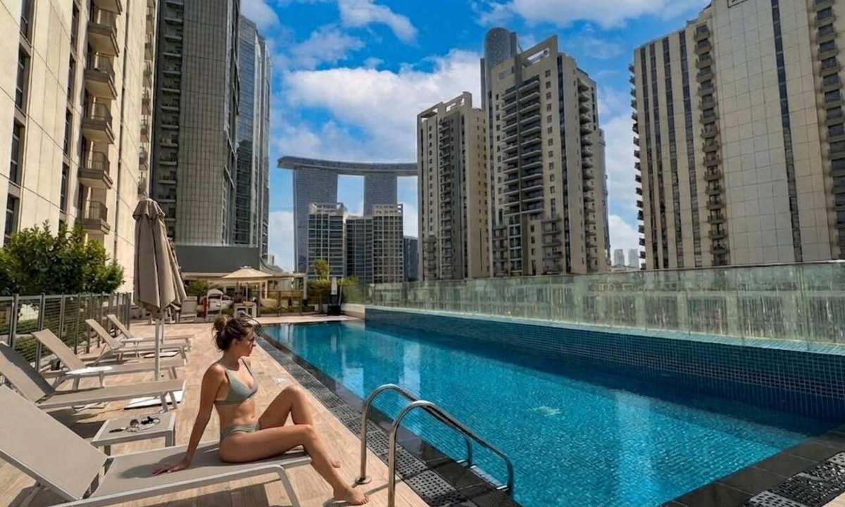Abu Dhabi Apartment | reflection Tower