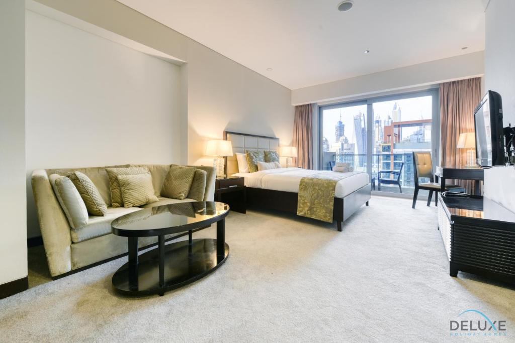 Dubai Marina Apartment | Regal Studio at The Address Residences Dubai Marina by Deluxe Holiday Homes