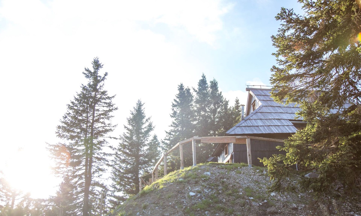 Kamnik Ski Chalet | Relax in the embrace of nature