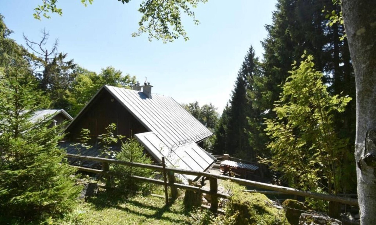 Ambroz pod Krvavcem Ski Chalet | Romantic cottage in the hearth of unspoiled nature