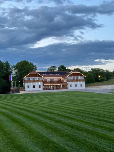 Moravske Toplice Bed & Breakfast | Rooms at Podlipje Estate