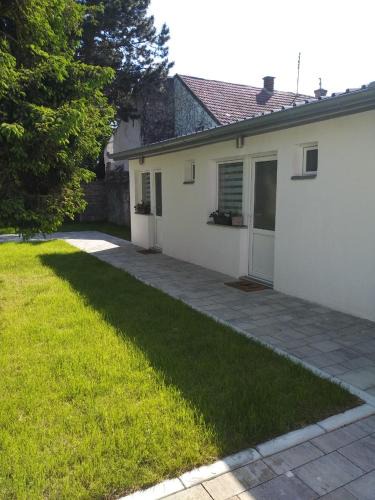 Zrenjanin Apartment | Rooms Jelena