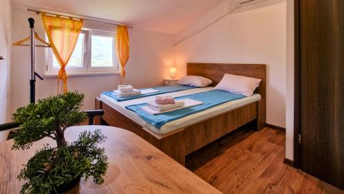 Otocic Ravni Zakan House | Rooms Sunny valley