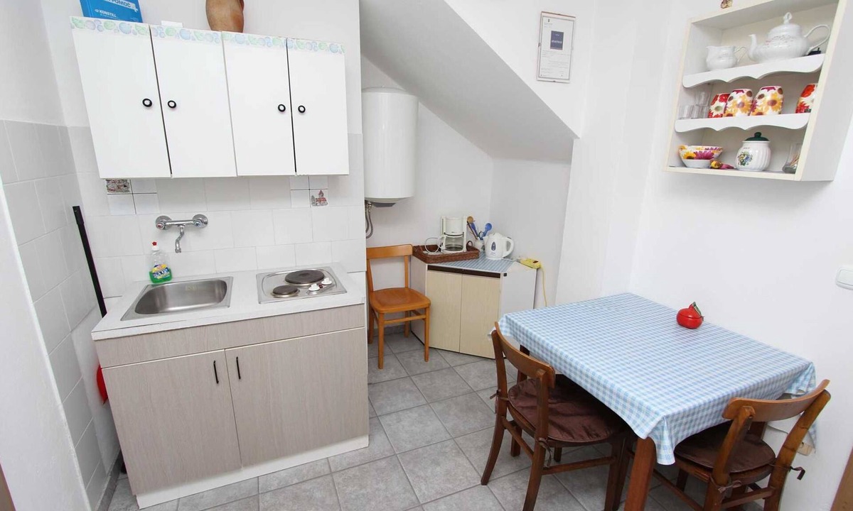 Rovinj Apartment | ROSANNA Standard One-Bedroom Apartment 2