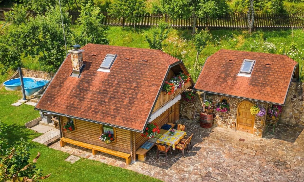 Olimje Ski Chalet | Rudnica Hill Lodge with Private Garden, Podčetrtek, Slovenia