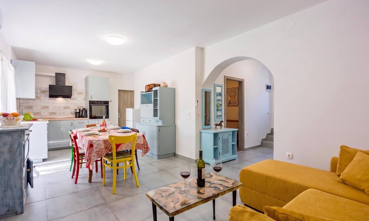 Koper Apartment | Rural Apt Arya: Garden & BBQ, Šmarje, Slovenia