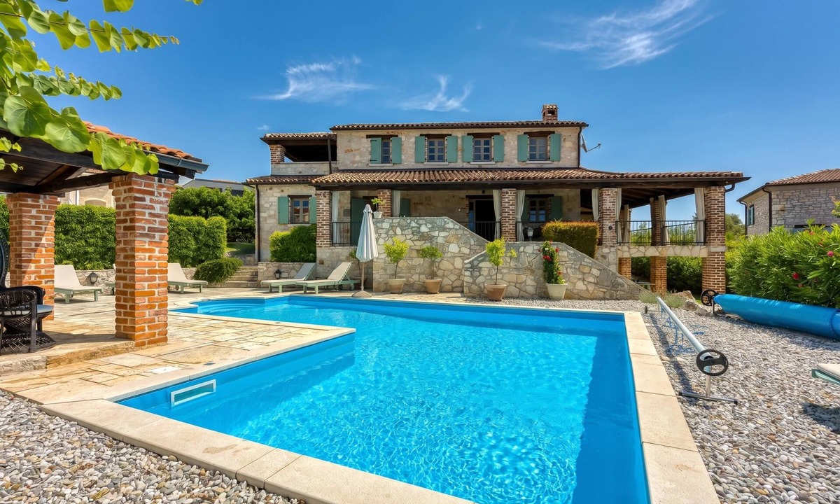 Sveti Lovrec Villa | Rustic Istrian Villa Amyra With Pool, Sveti Lovreč, Croatia