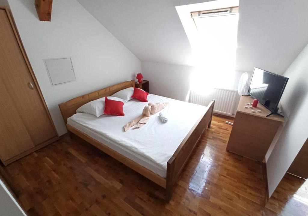 Oriovac House | Rustik Rooms